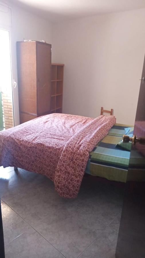 Sunny Room In A Shared Apartment In รูบี ภายนอก รูปภาพ